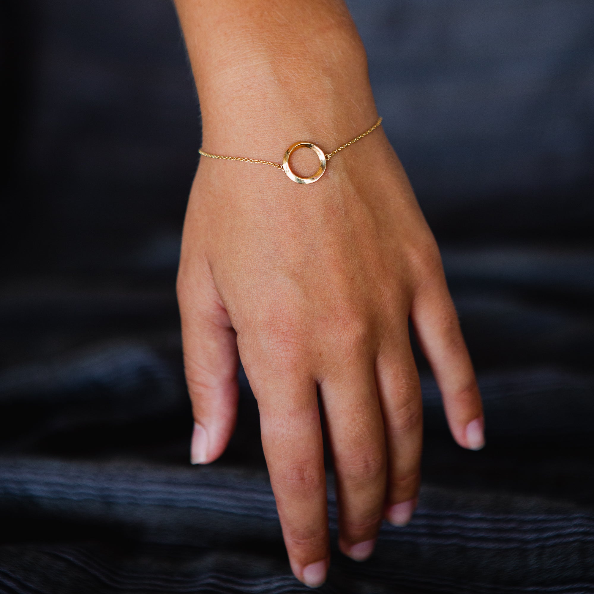 Numen Bracelet - 18k Solid Gold