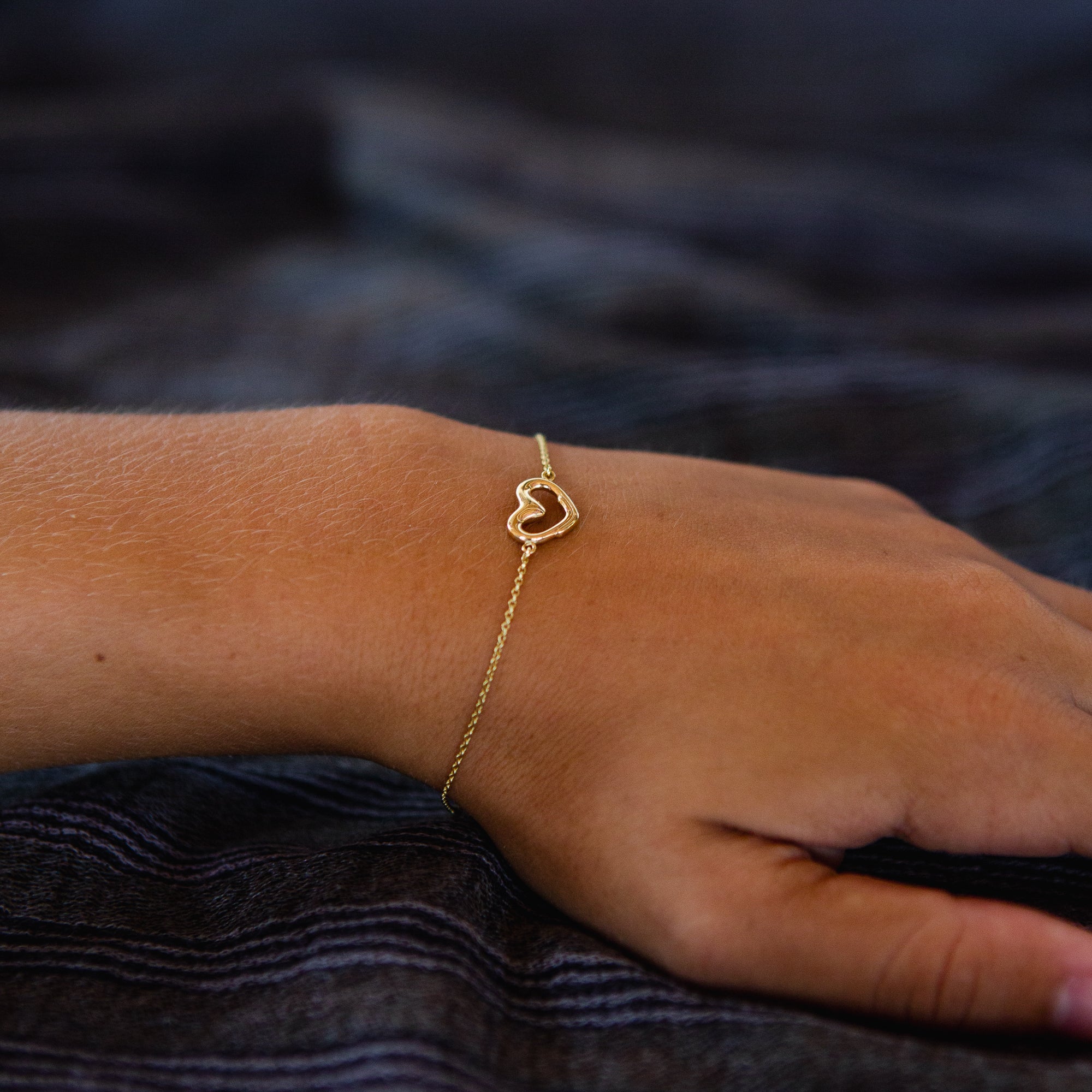 Embrace Bracelet - 18k Solid Gold